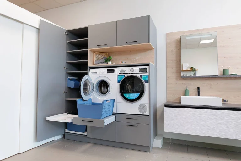 Hauswirtschaftsraum mit Stauraum